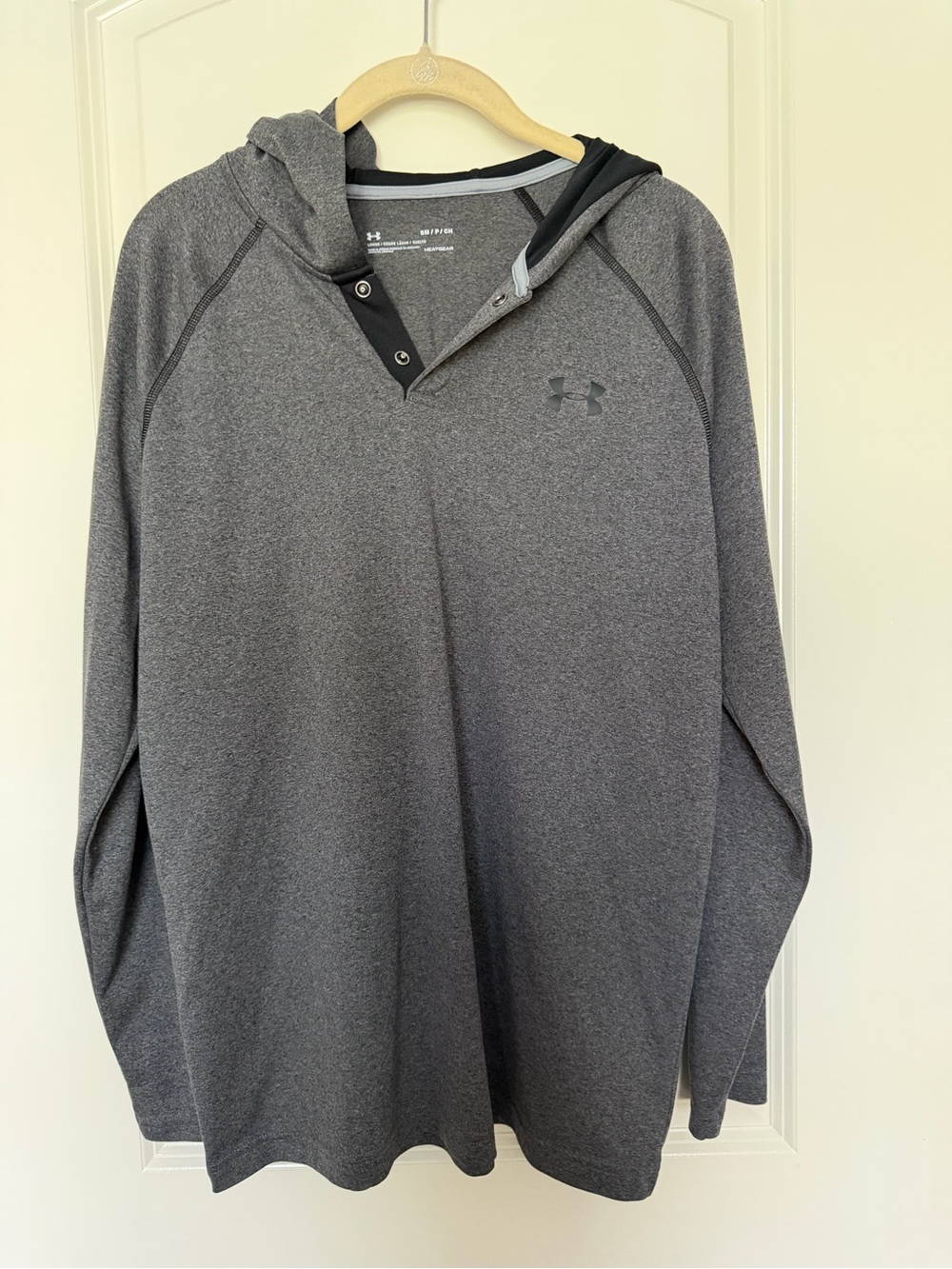 Under Armour Men's Dark Gray Hooded Performance Pullover